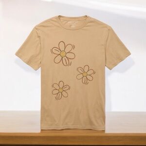 AE Super Soft Smiley Graphic T-Shirt, Women’s Size M